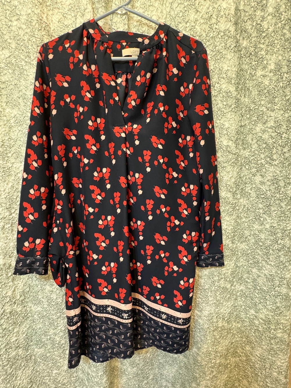 Loft Navy Red Floral Long-Sleeve Dress. Size small